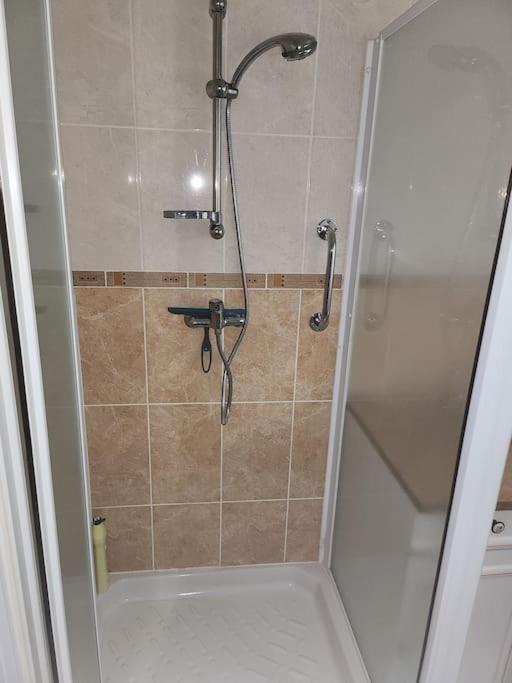 אמלי-לה-באינס-פללדה Residence Centrale Appartement 3 Pieces Garage Et Jardin מראה חיצוני תמונה