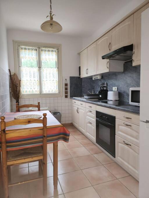 אמלי-לה-באינס-פללדה Residence Centrale Appartement 3 Pieces Garage Et Jardin מראה חיצוני תמונה